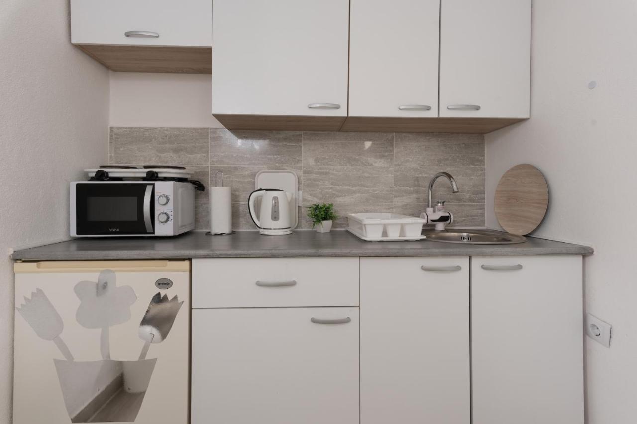 Apartmani Kod Marka Pozega Luaran gambar