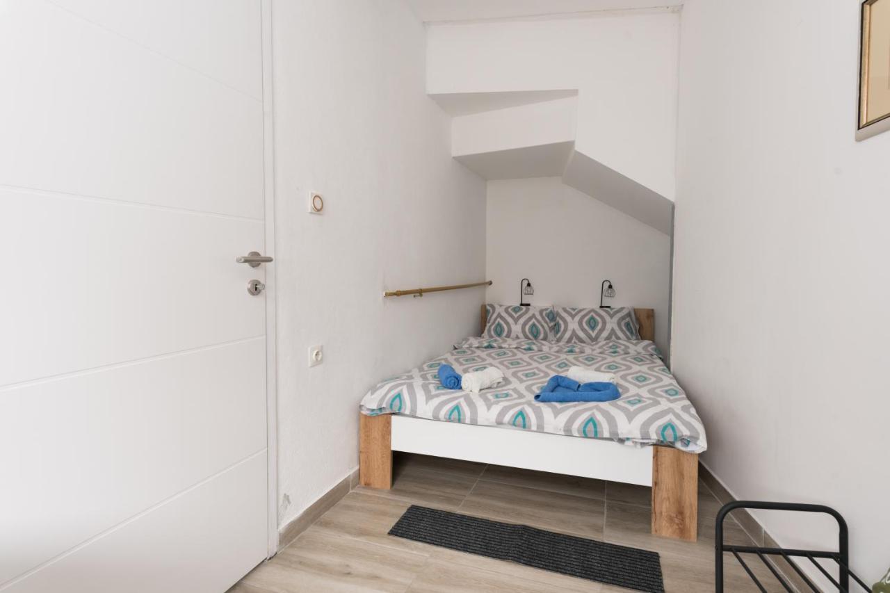 Apartmani Kod Marka Pozega Luaran gambar